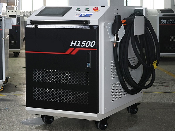 handheld-laser-welding-machine-66.jpg