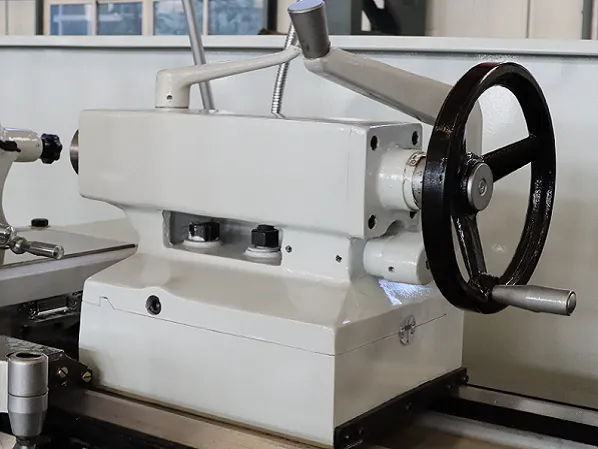 benchtop lathe detail2